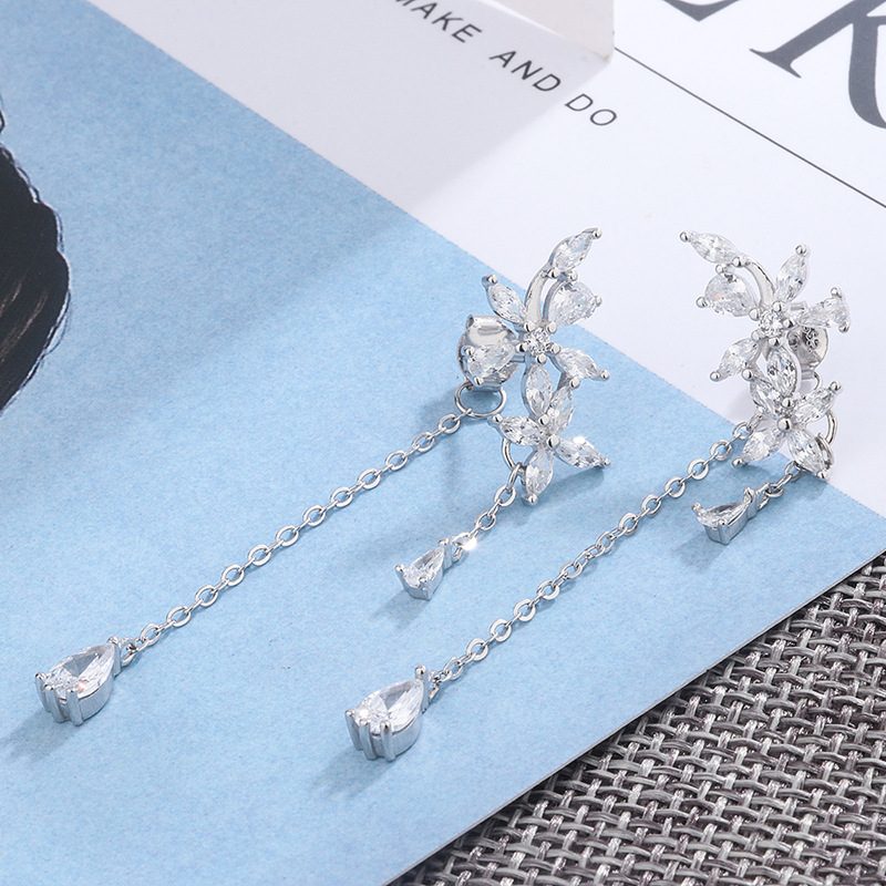 bông tai bạc nữ đính đá cz hình những bông hoa lưu ly cccccccccccccccccccccc bông tai bạc nữ đính đá cz hình những bông hoa lưu ly cccccccccccccccccccccc