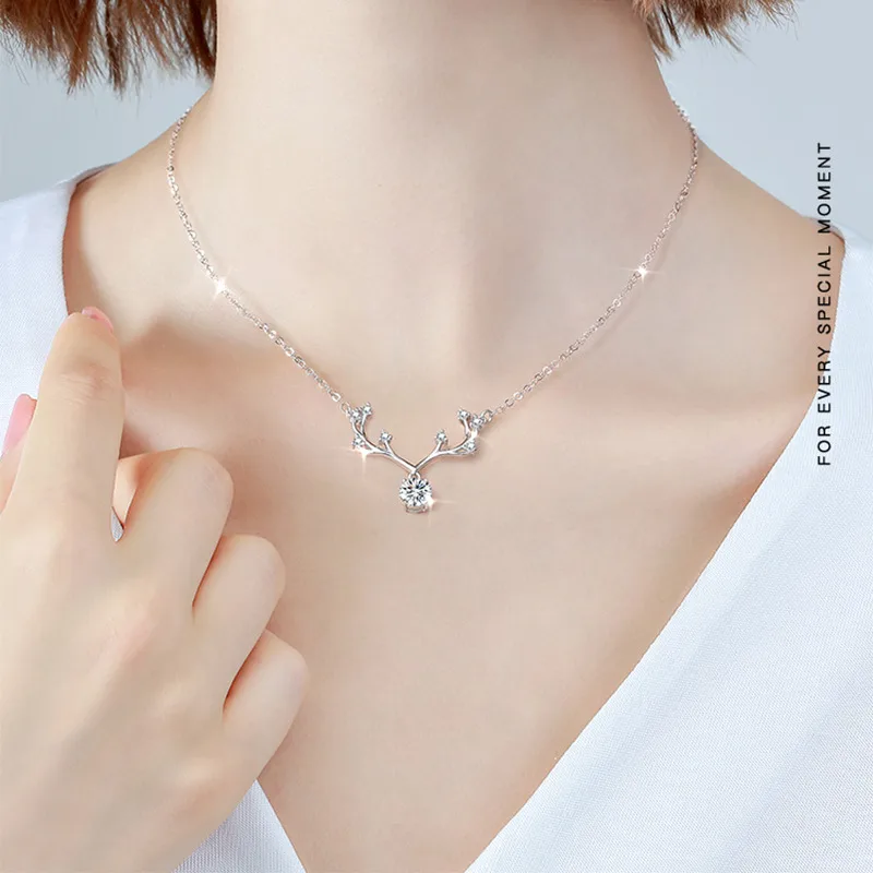 dây chuyền bạc nữ đính kim cương moissanite hình gạc nai dây chuyền bạc nữ đính kim cương moissanite hình gạc nai
