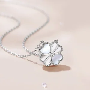 dây chuyền bạc nữ đính kim cương tự nhiên cỏ 4 lá lucky