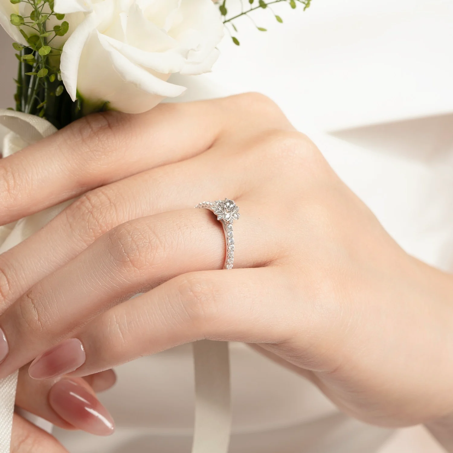 evermore nhẫn cầu hôn vàng 14k kim cương lab grown evermore nhẫn cầu hôn vàng 14k kim cương lab grown